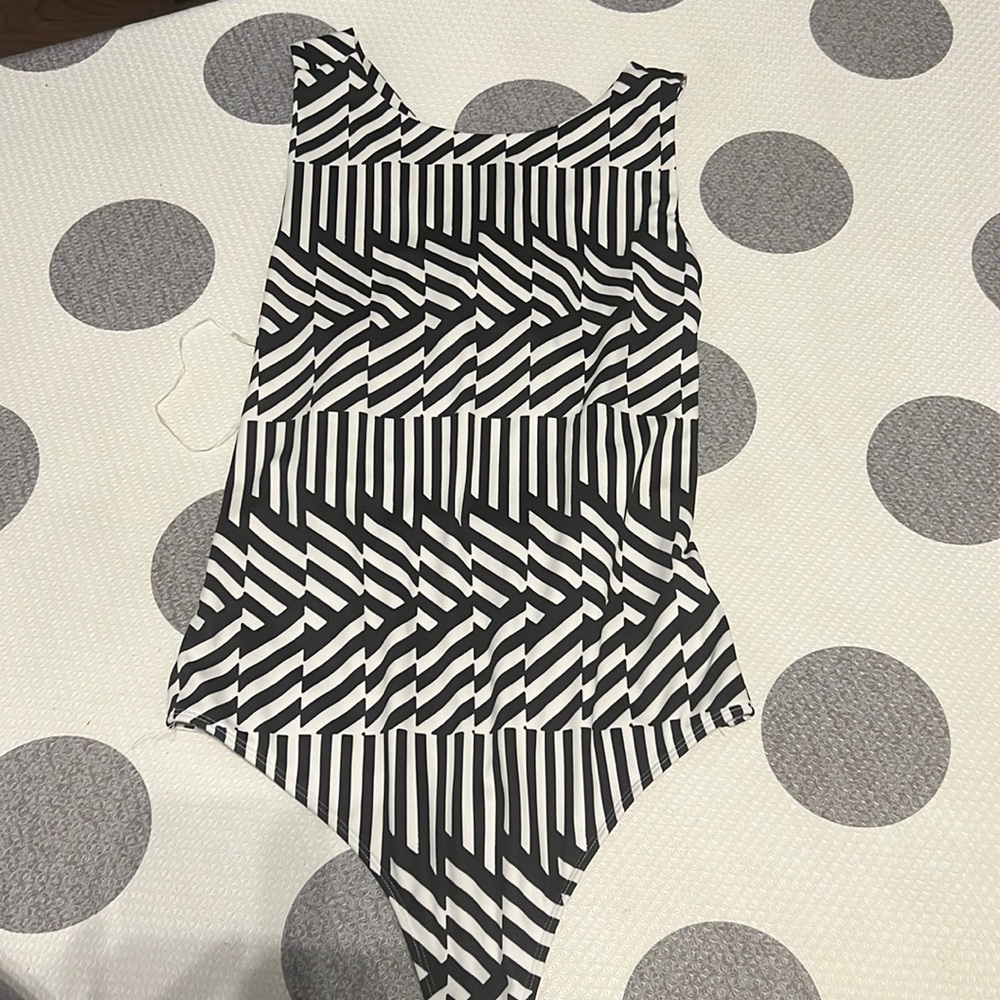 Express body suit